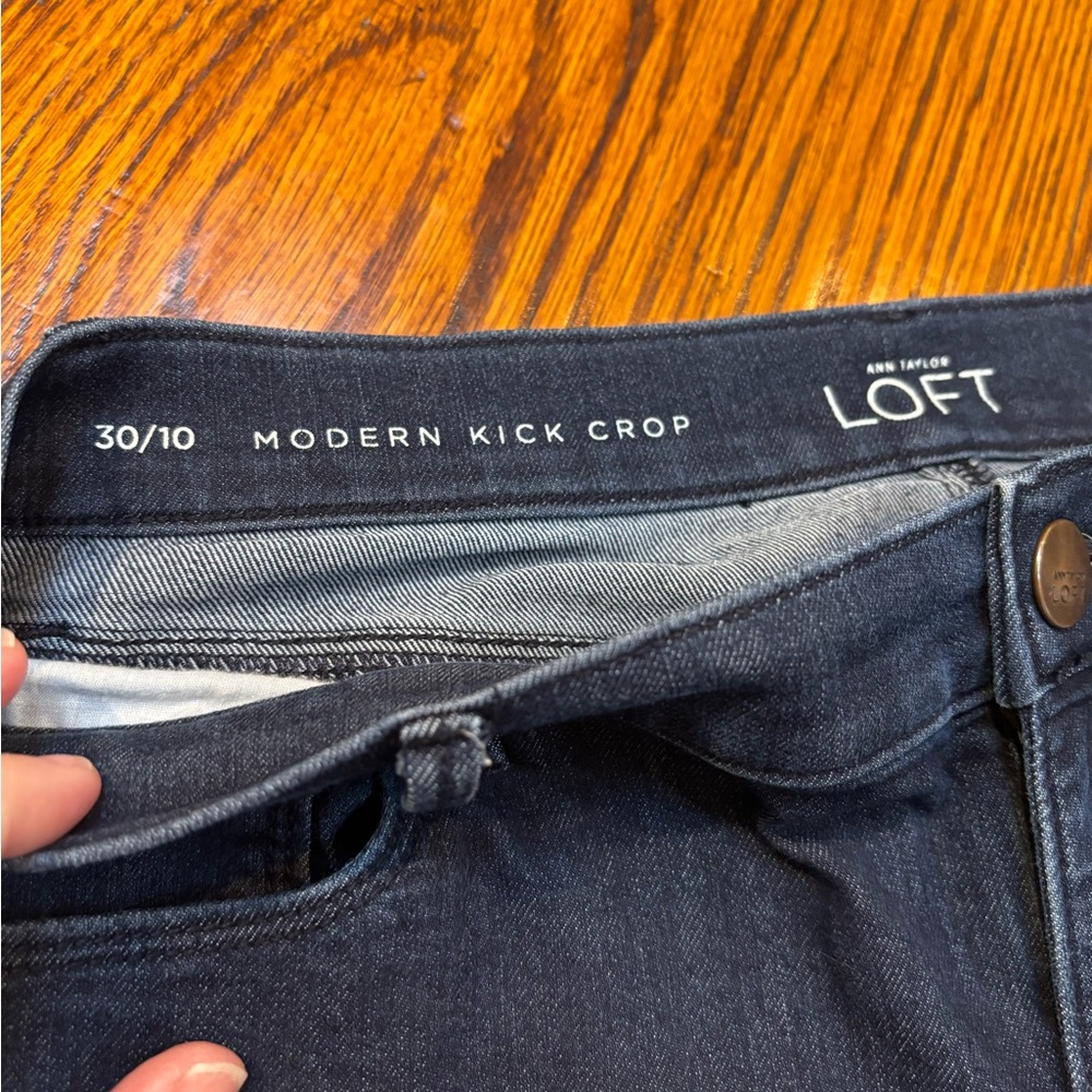 LOFT Kick Crop Jeans